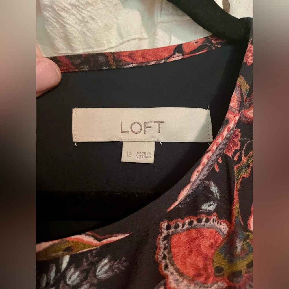 Loft Hydrangea Bouquet Mini Dress- Size 12 - Picture 4 of 7